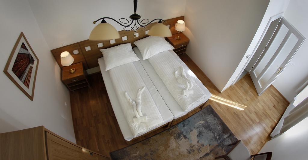 Hotel Pod Zelenym Dubem Bohumín Rom bilde